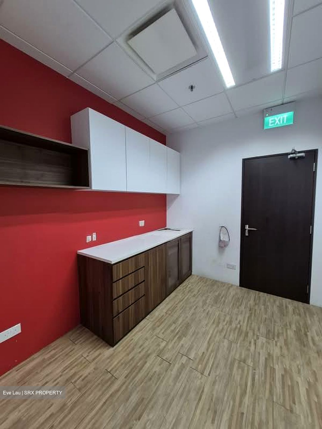 One Raffles Place (D1), Office #582271631